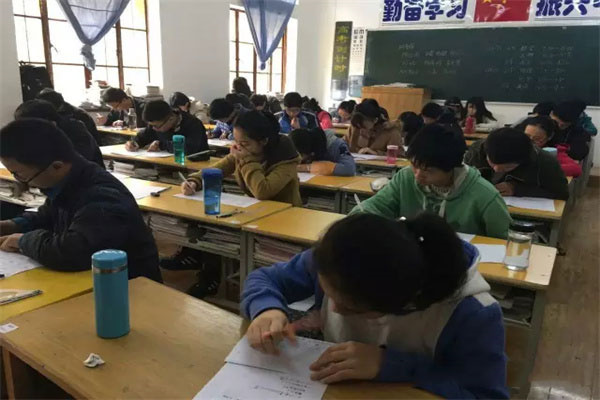 福州高考复读辅导班有哪些学校招生？优秀学校上榜