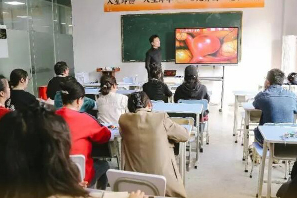 上海复读高三有哪些好的学校呢？这7家评价好