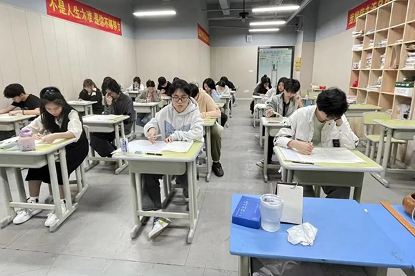 正规的高考复读学校北京有几个？选这7家错不了