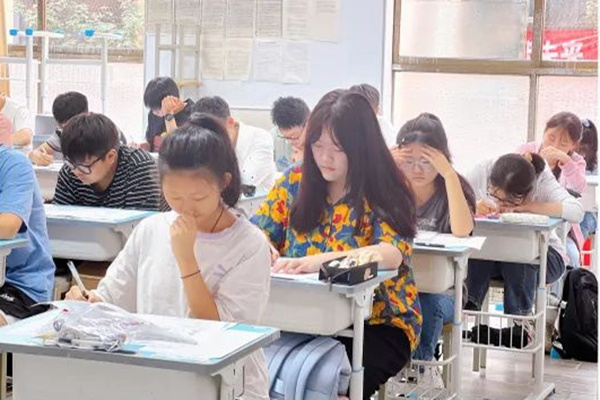 2025北京高三复读培训机构哪家好？这10家好评多