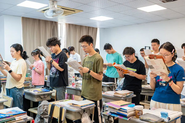 成都高中复读班排行榜前三名的有哪些？看看这3家