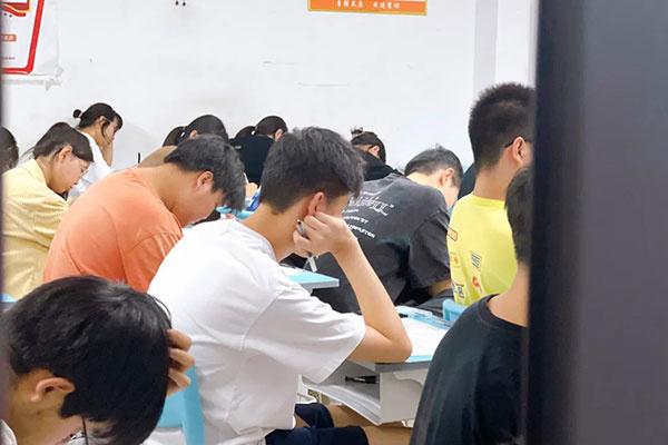 兰州市高考复读补习学校哪里有？个性化辅导机构地址