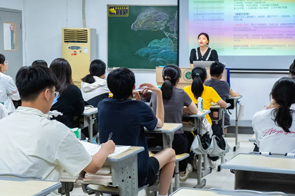 杭州高复班有哪些学校招生的？整理复习高效学校