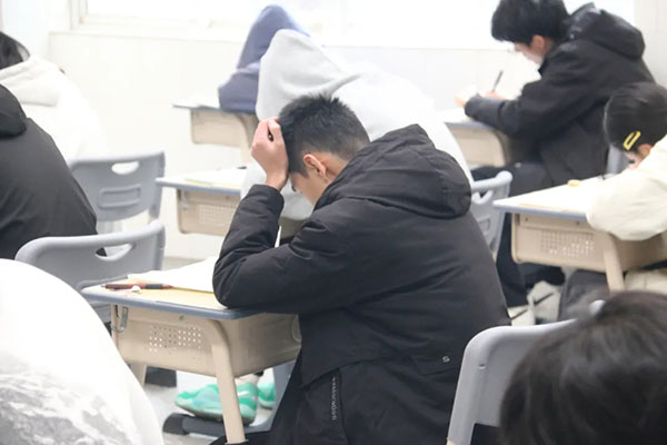 深圳高三复读班哪家比较好一点？靠谱学校推荐