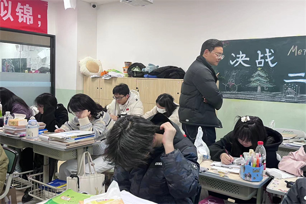 郑州高考复读班排名榜，排行榜前7