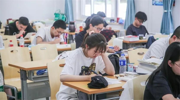 重庆有没有合法的民办高三复读学校？看看这3家学校
