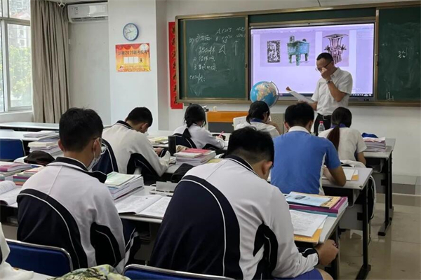 兰州高三全日制复读学校在哪里？精选优质师资学校