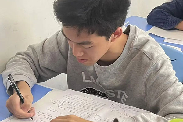 上海辅导高三复读班有哪些学校招生？快来看看吧！