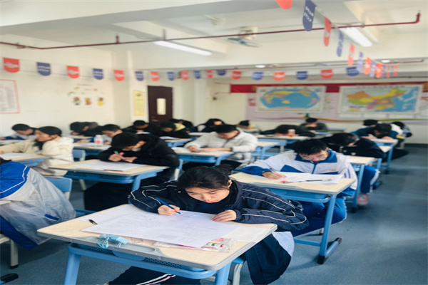 深圳高考复读培训机构在哪里?看这篇文章!